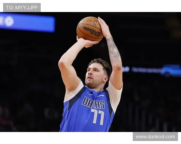 德拉季奇突破制造错位提升快船末节得分效率